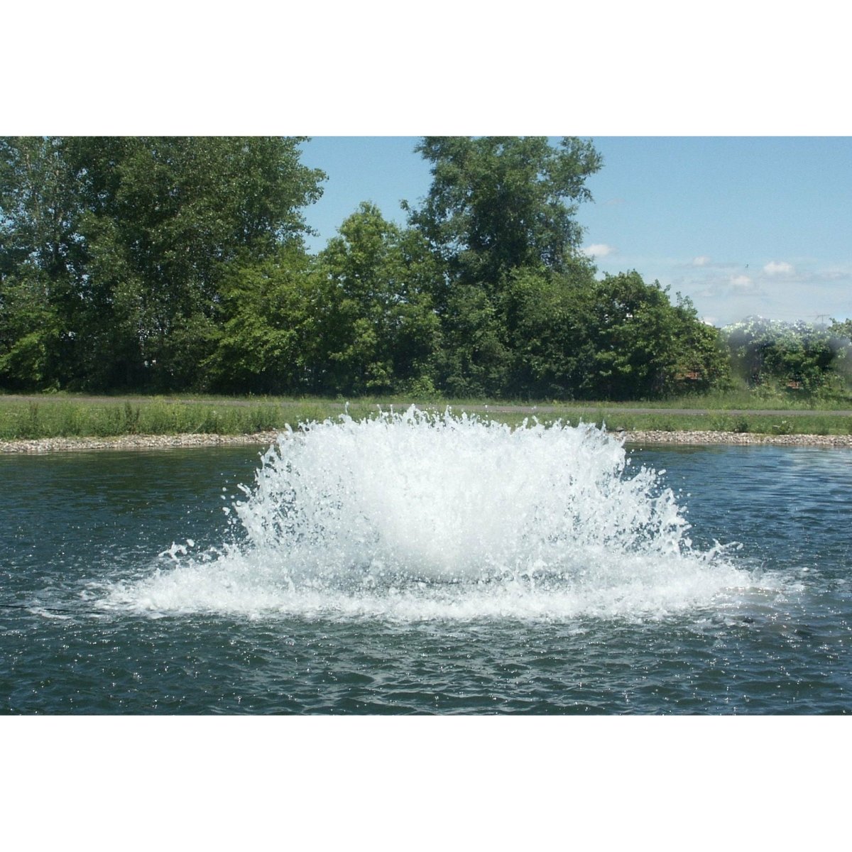 Kasco Marine: 5 Acre Pond Aerator 5 HP - Kasco Marine - American Pond Supplies -Kasco Marine: 5 Acre Pond Aerator 5 HP