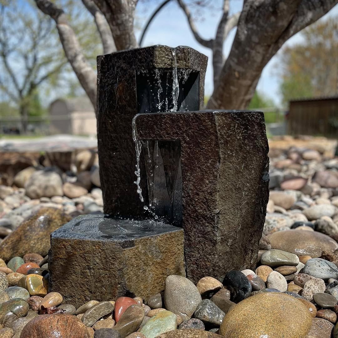 Keyed Spillway Basalt Outdoor Fountain Set - EasyPro