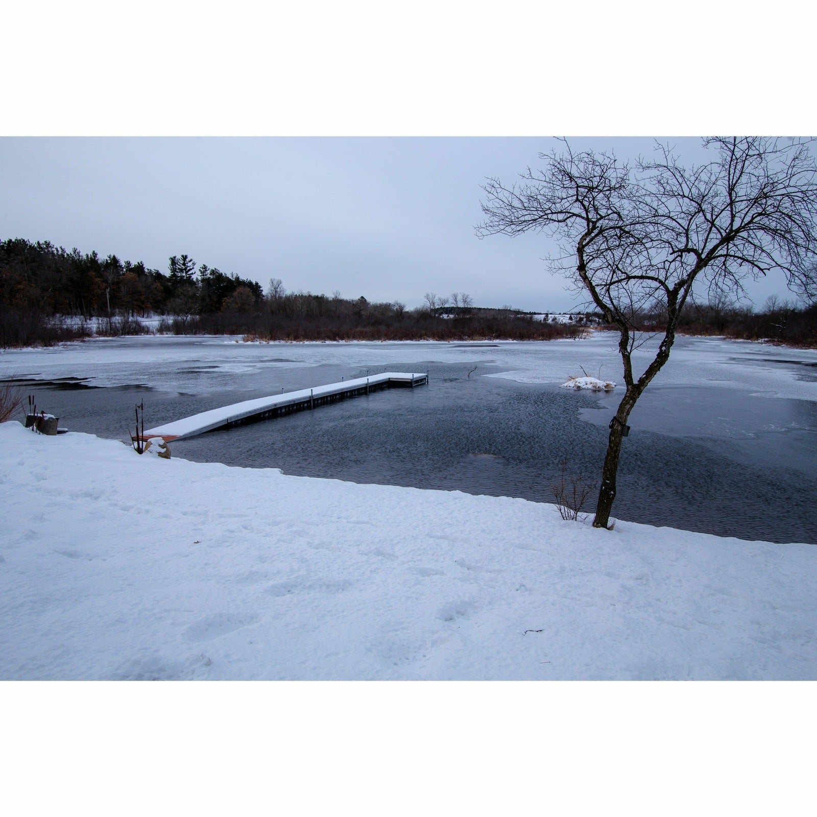 Transform Frozen Landscapes with Kasco De-Icer - American Pond Supplies Kasco Marine De-Icers De-Icers